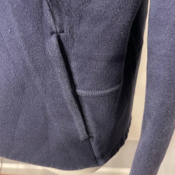 Lululemon City Bound Full Zip Jacket Size 8 Navy Blue w/Black trim - Picture 3 of 11